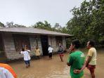 banjir-di-karera-sumba-timur-10-rumah-terendam-21-kk-diungsikan.jpg