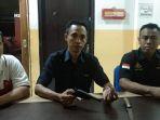 bawa-senpi-rakitan-dan-sajam-ferianus-ditahan-polisi.jpg