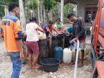 bpbd-kembali-droping-air-bersih-untuk-warga-lukuwingir-dan-waimbidi-sumba-timur.jpg