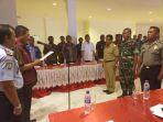 bupati-ende-mengukuhkan-tim-pengawasan-orang-asing-kabupaten-ende.jpg
