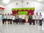 bupati-malaka-simon-nahak-bersama-wakil-bupati-louise-lucky-taolin-pose-bersama.jpg