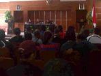 bupati-manggarai-wabup-manggarai-dan-direktur-pdam-manggarai_20181020_171712.jpg