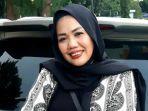 elly-sugigi-ketika-ditemui-di-kawasan-senayan-jakarta-pusat.jpg
