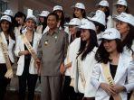 elman-fitriana-finalis-miss-grand-indonesia-2019-asal-kalbar-sampaikan-pesan-bertema-lingkungan.jpg