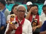 emi-nomleni-tak-takut-berjuang-sendiri_20180215_225436.jpg