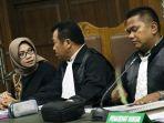 eni-maulani-beri-rp-3-miliar-kepada-koordinator-relawan-bupati-temanggung.jpg