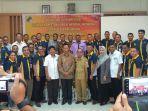 foto-bersama-peserta-diklat-dan-uji-kompetensi-di-hotel-naka.jpg