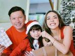 gading-marten-gempi-dan-gisella-anastasia-merayakan-natal.jpg