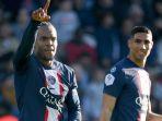 gelandang-Paris-Saint-Germain-Renato-Sanches.jpg