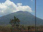 gunung-api-ile-lewotolok-saat-diabadilan-dari-kantor-pos-pemantau-aktivitas-gunung-api-ile_20181002_163708.jpg