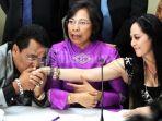 hotman-paris-ungkap-pertemuan-pertama-dengan-meriam-belina.jpg