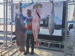 im-Tanjung-Jaya-berhasil-memancing-ikan-kerapu-dengan-berat-3845-kilogram.jpg