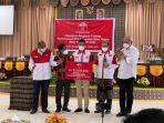 inti-ntt-sabu-raijua-pengurus-inti-ntt-menyerahkan-bantuan-u.jpg