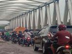 jefri-dan-hermanus-berupaya-bangun-jembatan-kembar-liliba.jpg