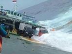 kapal-feri-lestari-maju-yang-tenggelam_20180704_180800.jpg