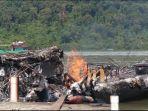 kapal-nelayan-terbakar.jpg