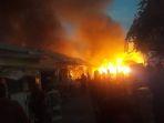 kebakaran-di-pasar-lembor-kabupaten-mabar-209-stand-pedagang-terbakar.jpg