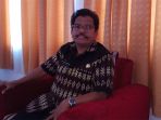 kepala-dinas-peternakan-provinsi-ntt-danny-suhadi_20170825_163902.jpg