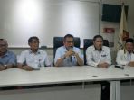 ketua-dpd-partai-gerindra-dki-jakarta-mohamad-taufik-ketiga-dari-kiri_20181105_190343.jpg