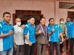 korinus-masneno-dengan-ketua-dprd-serta-beberapa-anggota-knpi.jpg