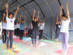 kornelia-melansari-lewokeda-saat-yoga.jpg