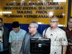 kpu-akan-laporkan-penyebar-hoaks-7-kontainer-surat-suara-tercoblos-ke-polisi.jpg