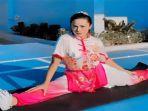 krisdayanti-pamerkan-gerakan-wushu.jpg