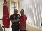 lambrt-tukan-dan-letjen-tni-edy-rahmayadi-calon-ketua-umum-pssi_20160819_095038.jpg