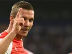 lukas-podolski-arsenal.jpg