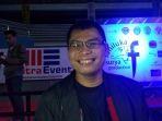 mantan-juara-dunia-tinju-chris-john-saat-ditemui-pos-kupangcom-di-gor-flobamora.jpg