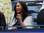meghan-markle-nonton-serena-williams-di-final-tenis-wimbledon.jpg