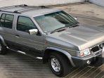 mobil-bekas-nissan-terrano.jpg