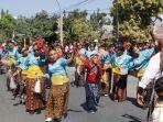 paguyupan-bakalikat-maumere-di-waingapu-tampil-memukau-dengan-tarian-tua-reta-lou.jpg