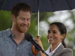 pangeran-harry-dan-meghan-markle_20181017_203127.jpg
