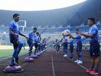pelatih-persib-bandung-robert-alberts-punya-kesan-yang-cukup-bagus-sa.jpg