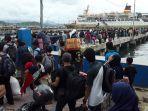 pelayanan-penutup-tahun-2018-tilongkabila-turunkan-798-penumpang-di-labuan-bajo.jpg