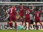 pemain-liverpool-merayakan-gol-cody-gakpo-pada-laga-pekan-ke-24.jpg
