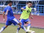 pemain-persib-bandung-zalnand.jpg