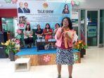 pembicara-di-talk-show-haktp-2018-di-ramayana-mall-kupang-selasa-4122018.jpg