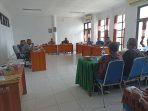 pemerintah-kabupaten-lembata-pelni-mart-dan-pengusaha-ayam.jpg