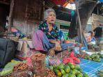 penjual-sirih-pinang-di-mbay.jpg