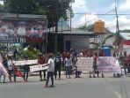peringati-hari-sumpah-pemuda-pmkri-kefa-demo-tuntut-pemda-ttu-segera-bayar-gaji-guru-kontrak.jpg