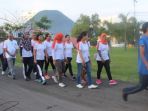 peserta-gerak-jalan_20161126_081026.jpg
