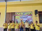 pose-bersama-ini-dilakukan-seusai-rapat-interen-partai-golkar-kabupaten-malaka.jpg