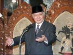 presiden-soeharto.jpg