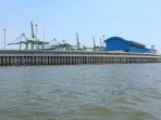 proyek-tanggul-pengaman-pantai-jakarta_20180818_211537.jpg