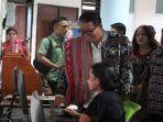 r-Andriko-Noto-Susanto-saat-berkunjung-ke-Dinas-Kearsipan-dan-Perpustakaan-Provinsi-NTT.jpg