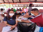 ratusan-warga-labuan-bajo-ikut-vaksinasi-dosis-kedua.jpg