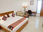salah-satu-room-di-flobamor-city-hotel.jpg