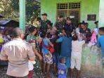 satgas-yonif-408sbh-bagi-bagi-pakaian-layak-pakai-buat-warga-belu.jpg